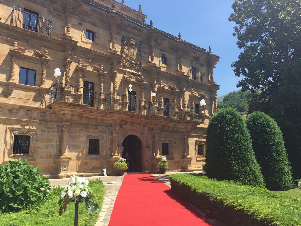 Abba Palacio De Sonanes Hotel Villacarriedo Bagian luar foto